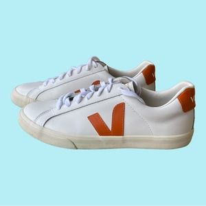 Veja T2 Espera Sneaker orange Size 8.5 Euro 40